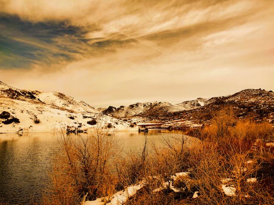 Still Water, Still Light